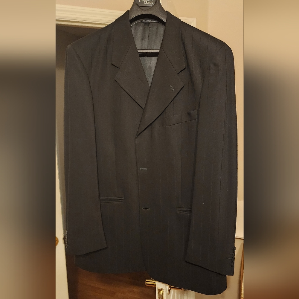 L'OUMO loro pinstripe suit  blazer full suit 45 long. pants size 38